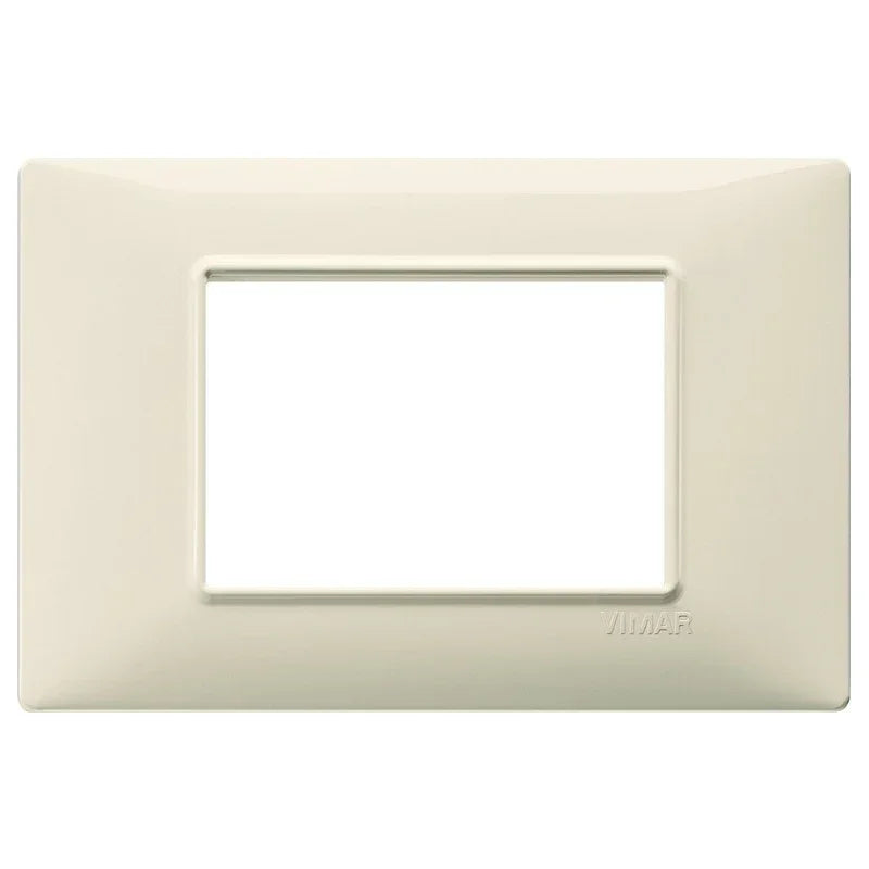 Placca Vimar Plana 3 Moduli Beige 14653.03 - Design Elegante in Tecnopolimero Resistente