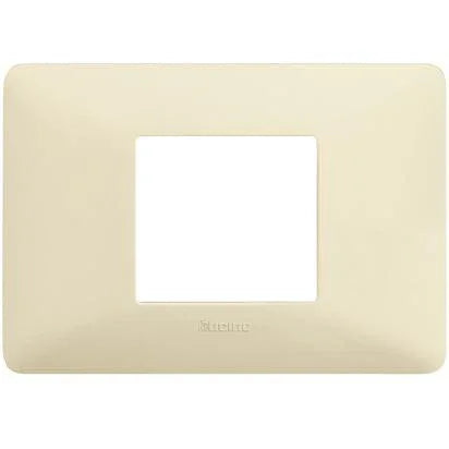 Placca BTicino Matix AM4819BAV, 2 Moduli Centrati, Colore Avorio, Tecnopolimero Resistente e Design Elegante