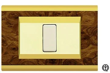 Placca Click 4F Fabbricata in Radica Oro - FEB 2584/RO, Design Elegante e Multi-Utilizzo