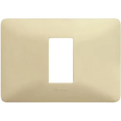 Placca Matix 1 Modulo BTicino AM4803M1BCD - Design Moderno, Tecnopolimero Resistente e Versatile