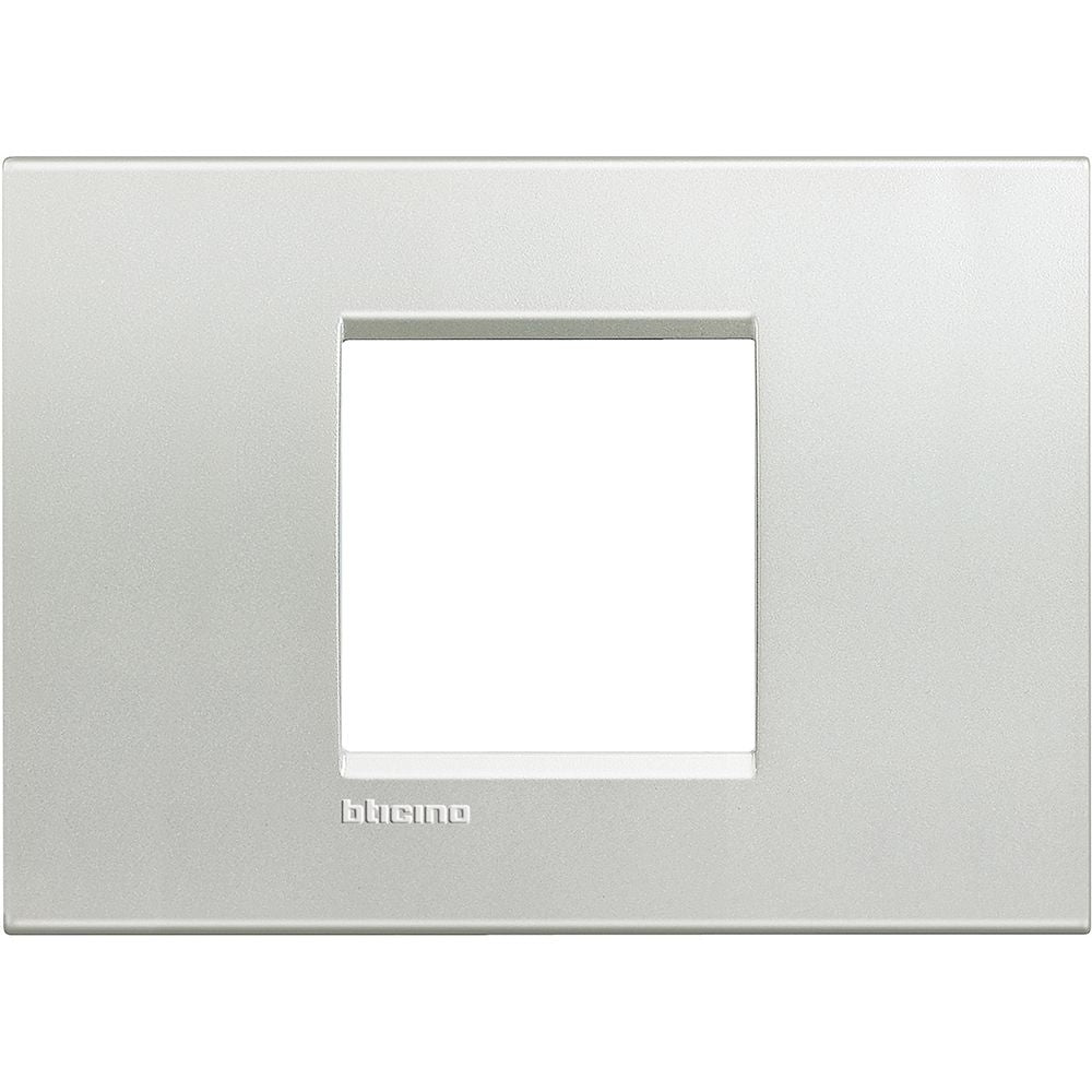 Bticino Placca quadra Livinglight 2 moduli centrati LNA4819AG