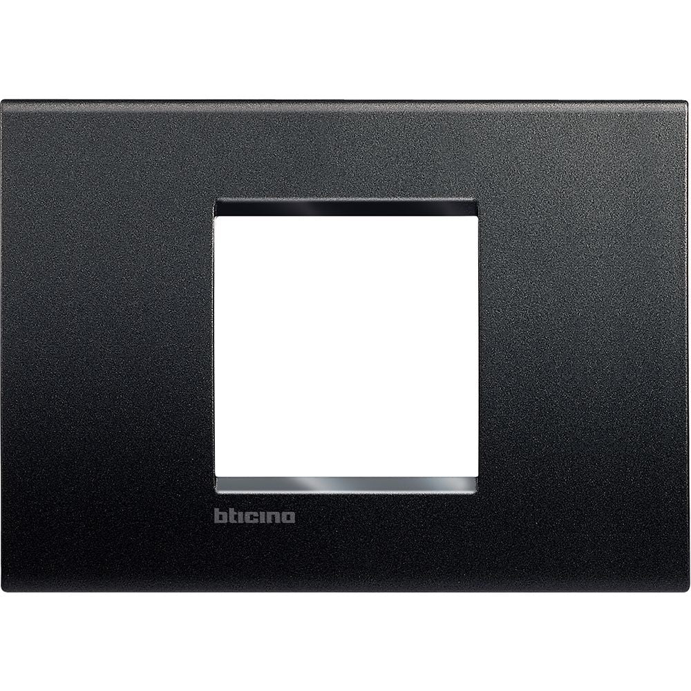 Bticino Placca quadra Livinglight 2 moduli centrati LNA4819AR